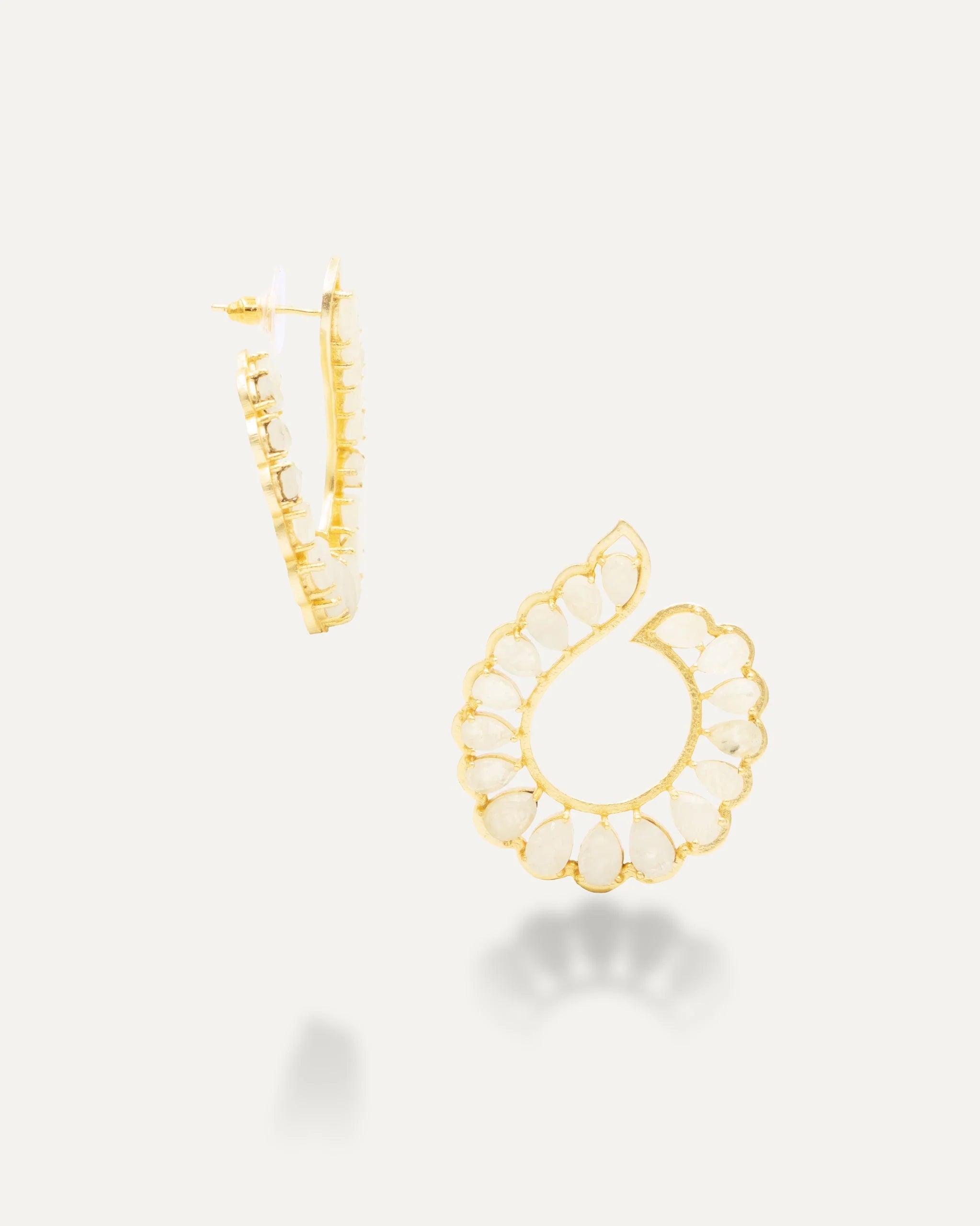 Pendientes Dorados Zaid Piedra Luna